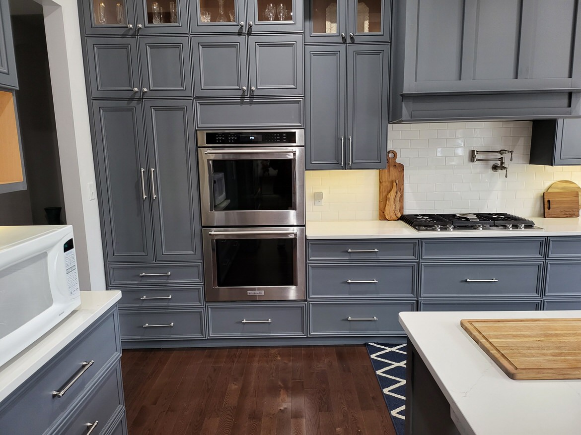 Custom kitchen cabinetry surrounding double oven